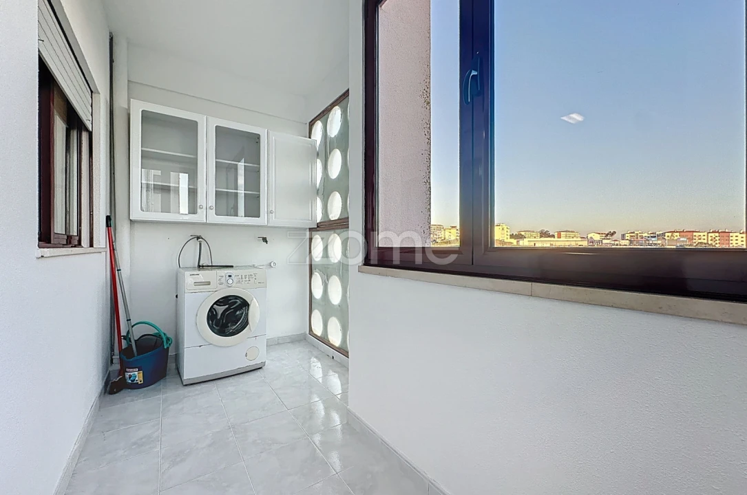 Apartamento T3 para Venda em Tavarede Foto 37