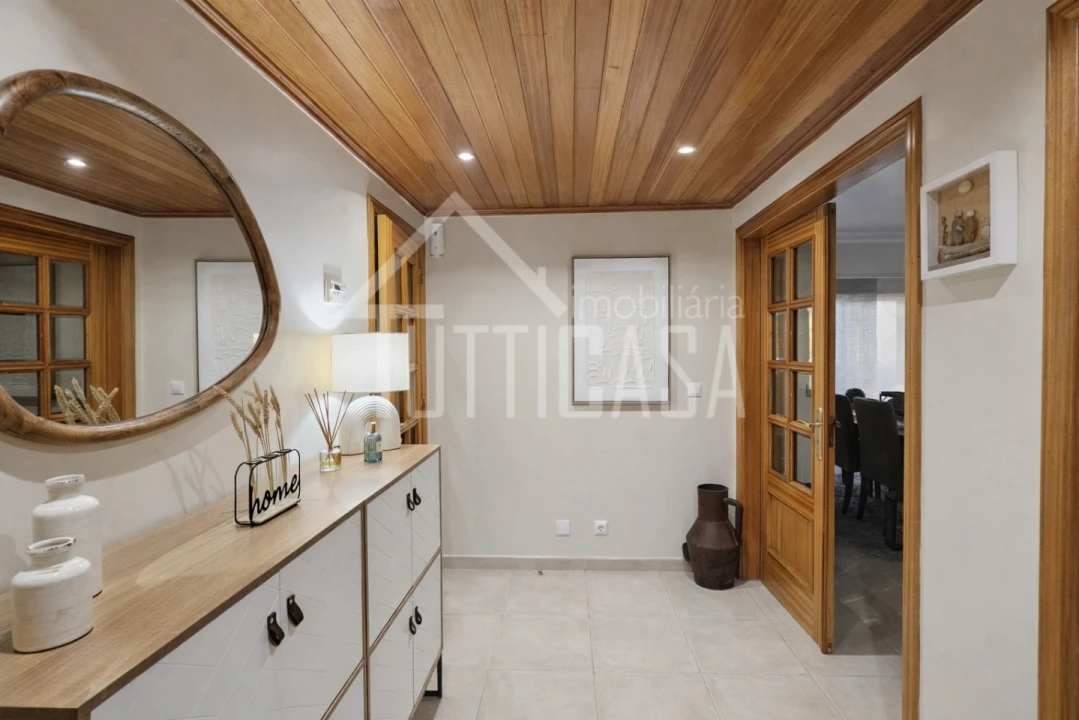 Apartamento T2 para Venda em Póvoa de Santa Iria e Forte da Casa Foto 1