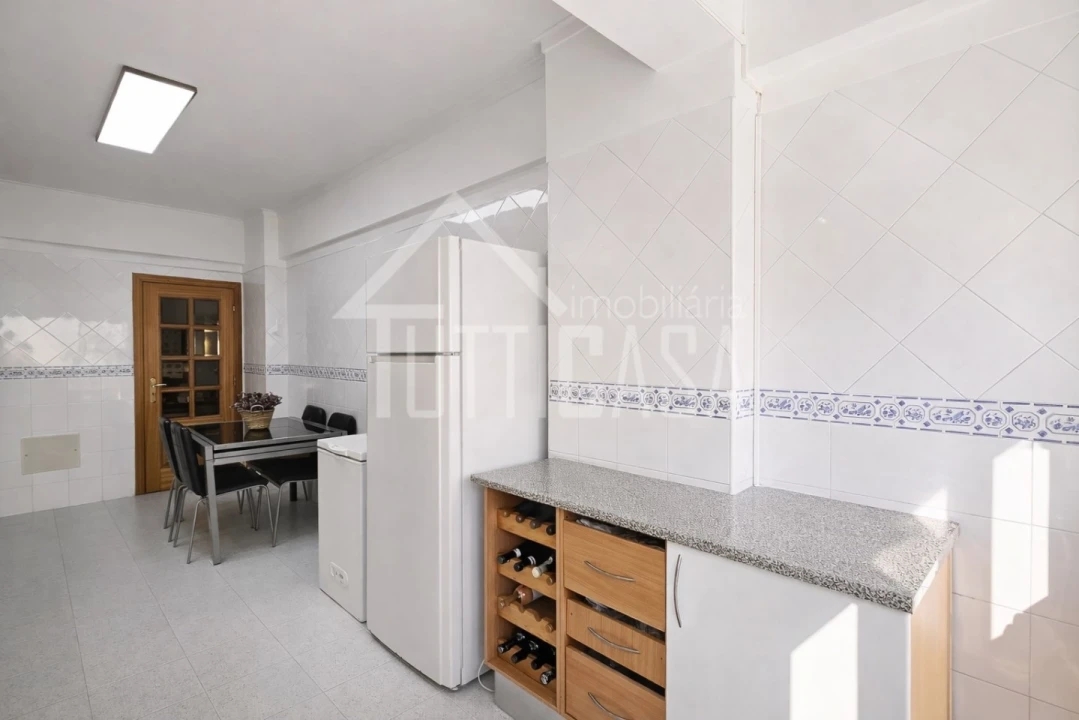 Apartamento T2 para Venda em Póvoa de Santa Iria e Forte da Casa Foto 13