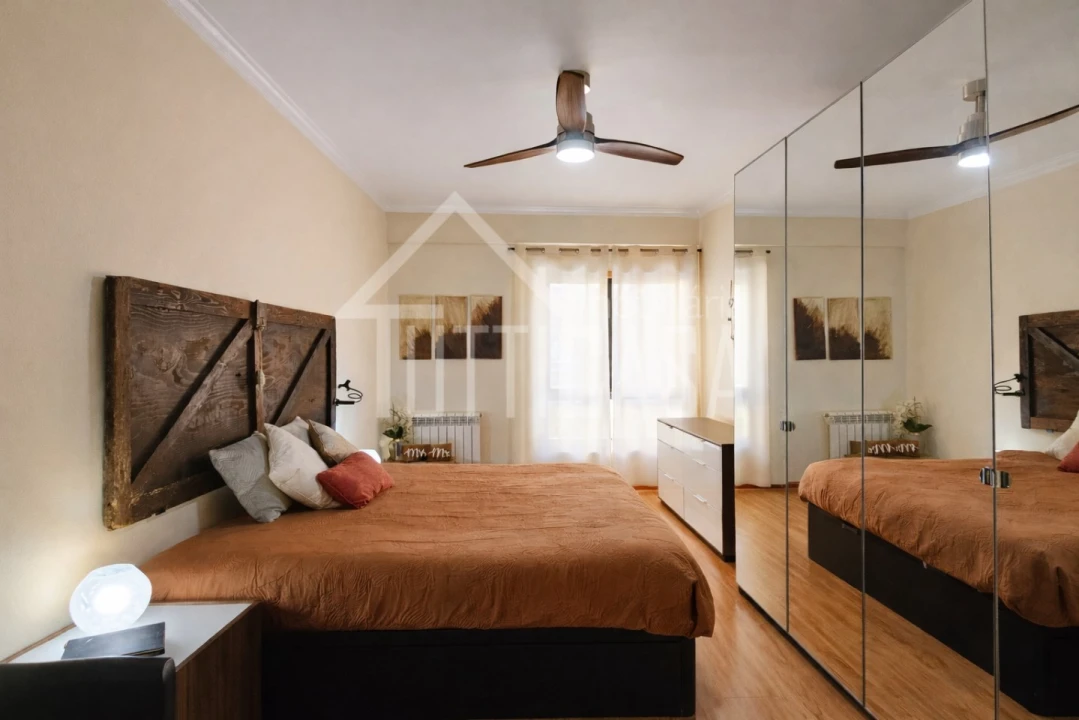 Apartamento T2 para Venda em Póvoa de Santa Iria e Forte da Casa Foto 24