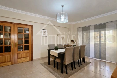 Apartamento T2 para Venda em Póvoa de Santa Iria e Forte da Casa