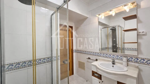 Apartamento T2 para Venda em Póvoa de Santa Iria e Forte da Casa