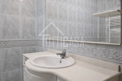 Apartamento T2 para Venda em Póvoa de Santa Iria e Forte da Casa