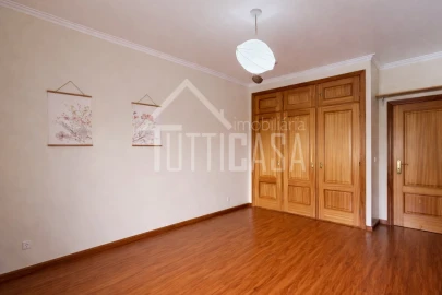 Apartamento T2 para Venda em Póvoa de Santa Iria e Forte da Casa