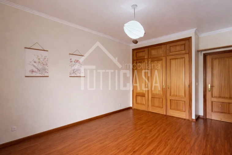 Apartamento T2 para Venda em Póvoa de Santa Iria e Forte da Casa Foto 22