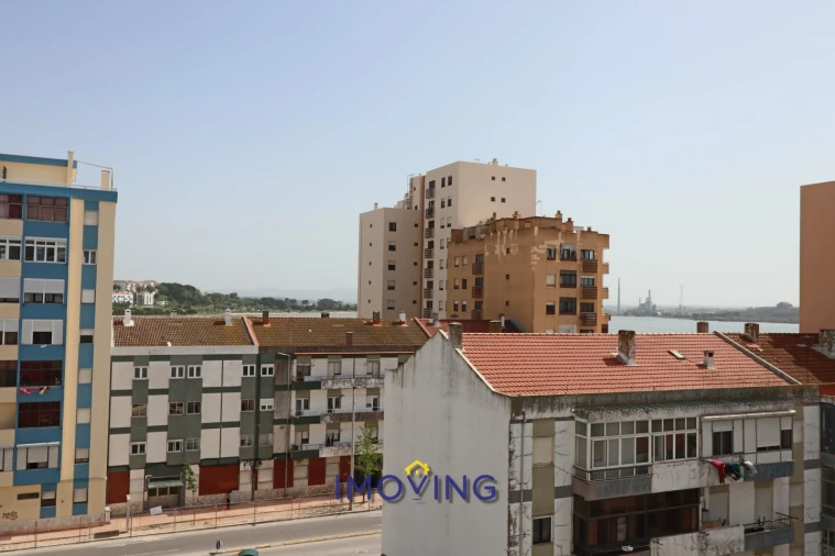 Apartamento T2 para Venda em Alto do Seixalinho, Santo André e Verderena Foto 30