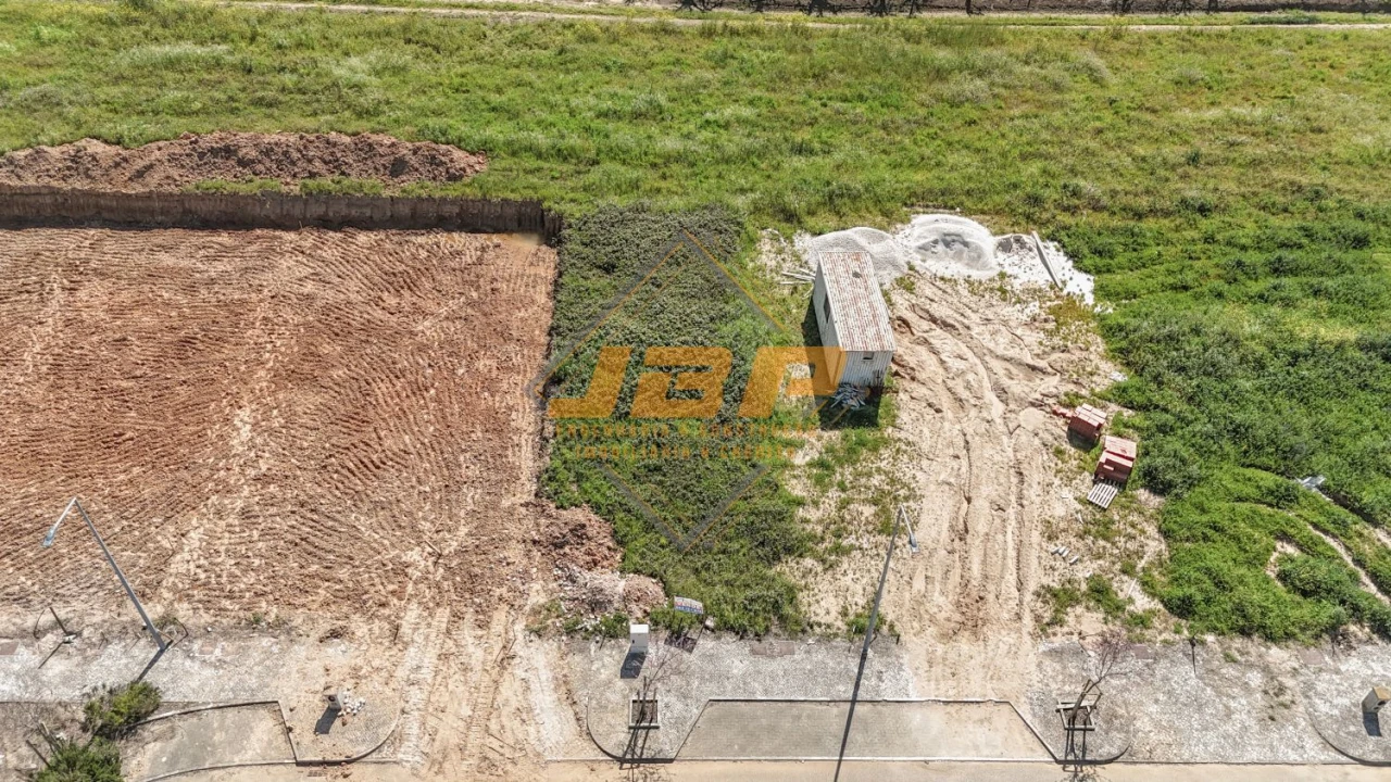 Terreno para Venda em Roliça Foto 2