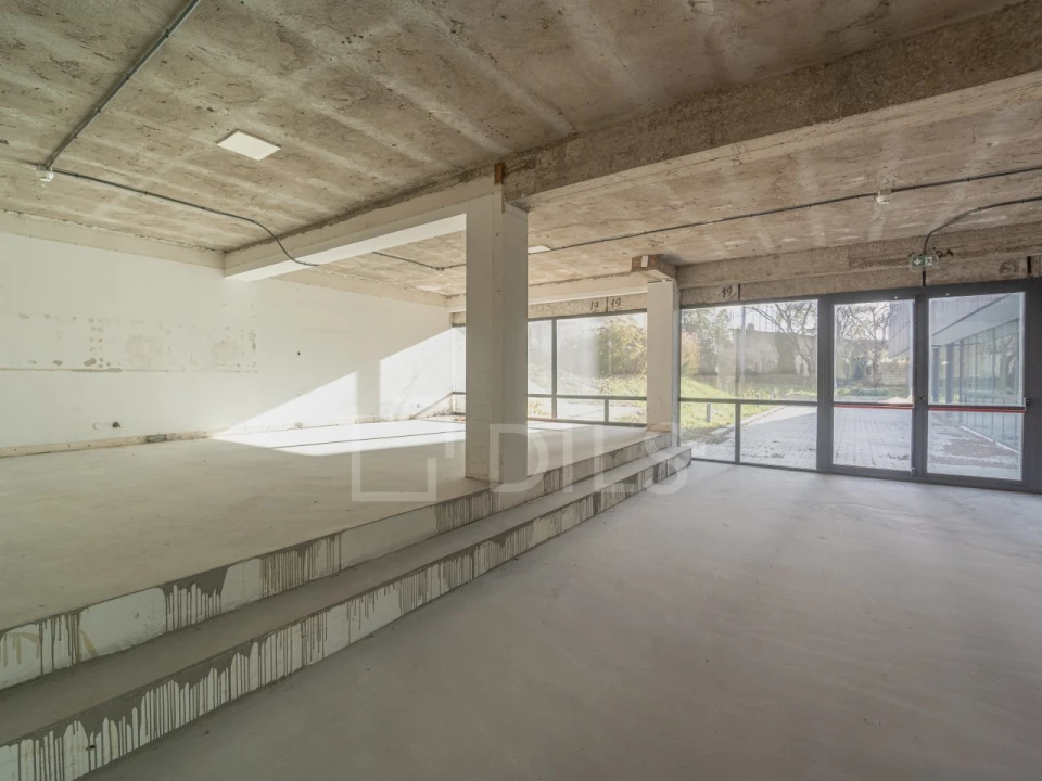Escritório para Arrendamento em Perafita, Lavra e Santa Cruz do Bispo Foto 7