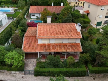 Terreno para Venda em Oeiras e São Julião da Barra, Paço de Arcos e Caxias