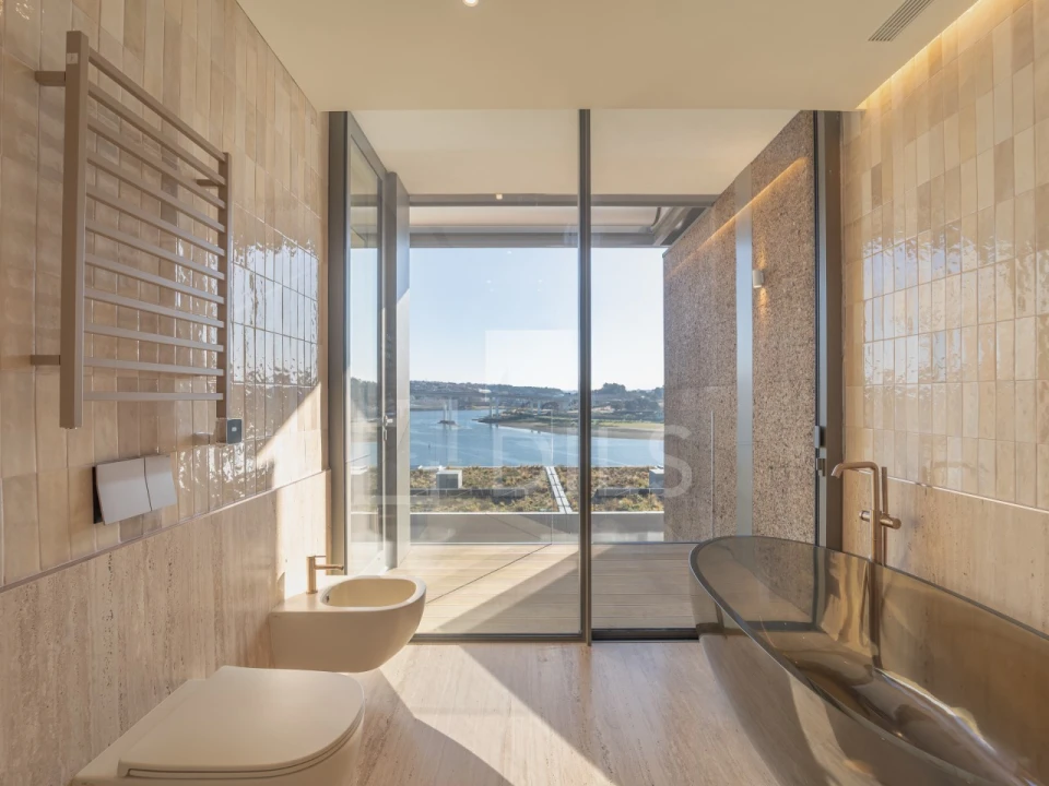 Moradia T3 para Venda em Campanhã Foto 60