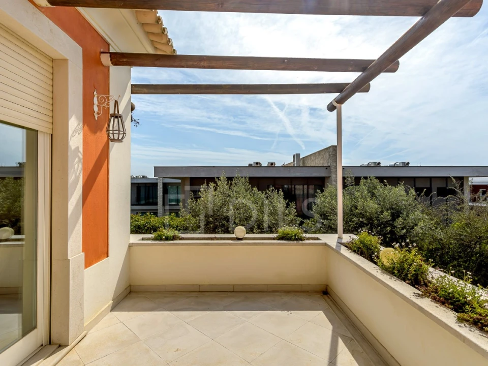 Moradia T5 para Venda em Cascais e Estoril Foto 10