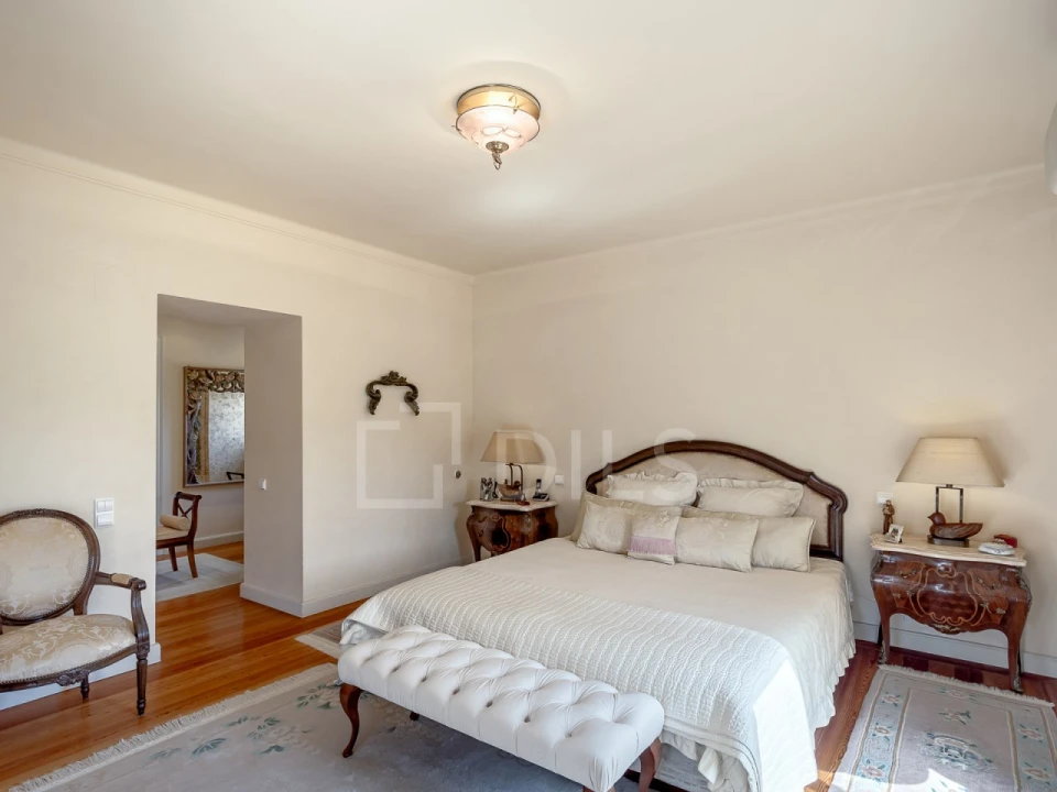 Moradia T5 para Venda em Cascais e Estoril Foto 26