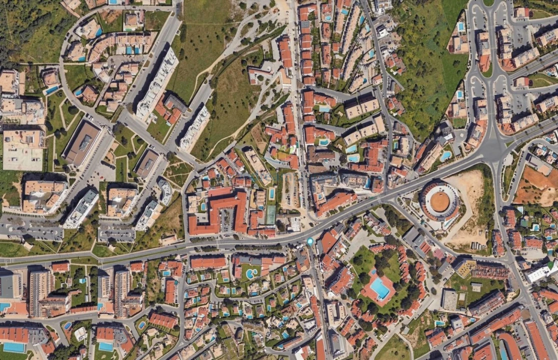 Terreno para Venda em Albufeira e Olhos de Água Foto 11