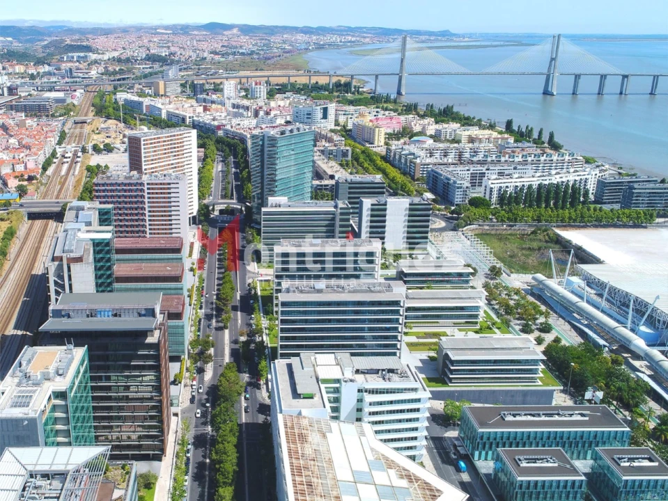 Escritório para Arrendamento em Parque das Nações Foto 1