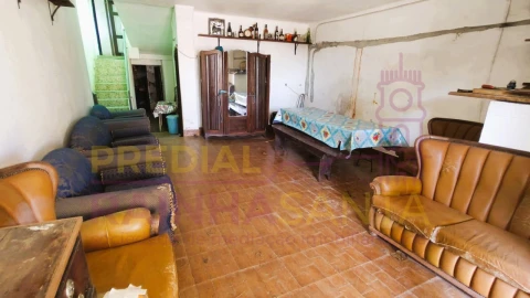 Moradia T4 para Venda em Arrifana