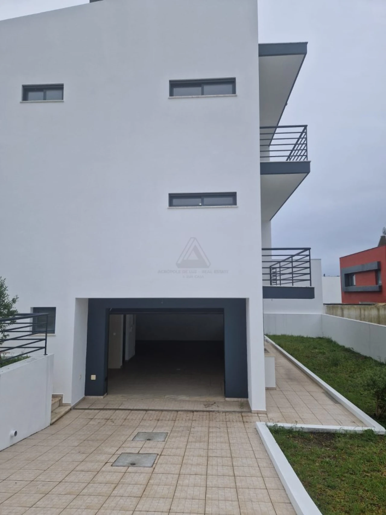 Moradia T5 para Venda em Laranjeiro e Feijó Foto 25