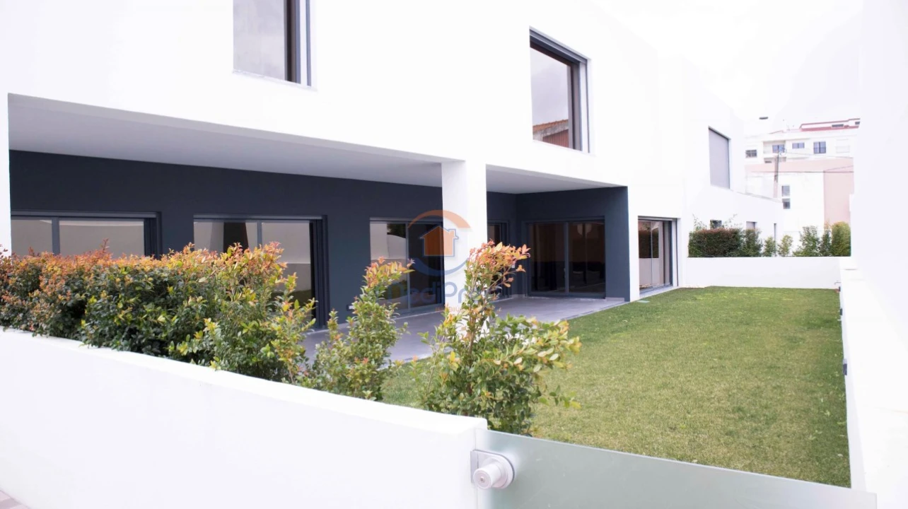 Apartamento T3 para Venda em Loures Foto 24