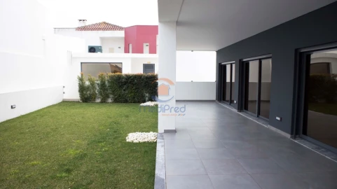 Apartamento T3 para Venda em Loures