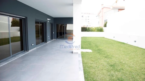 Apartamento T3 para Venda em Loures