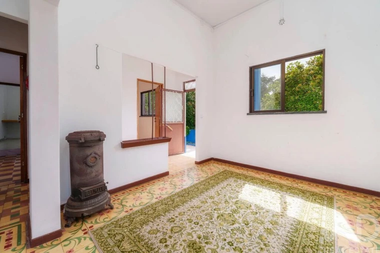 Moradia T3 para Venda em Salir Foto 4