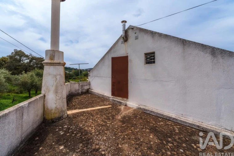 Moradia T3 para Venda em Salir Foto 30