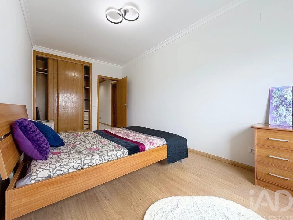 Apartamento T2 para Venda em Portimão Foto 22