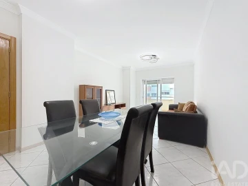 Apartamento T2 para Venda em Portimão