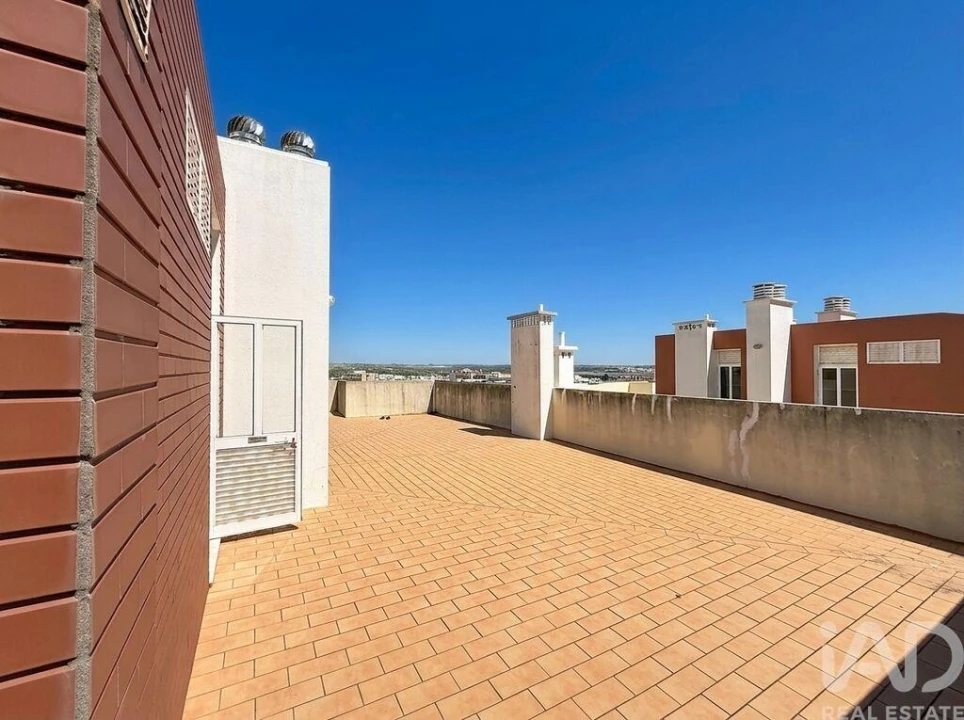 Apartamento T2 para Venda em Portimão Foto 35