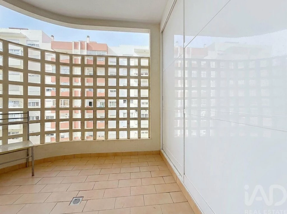 Apartamento T2 para Venda em Portimão Foto 21