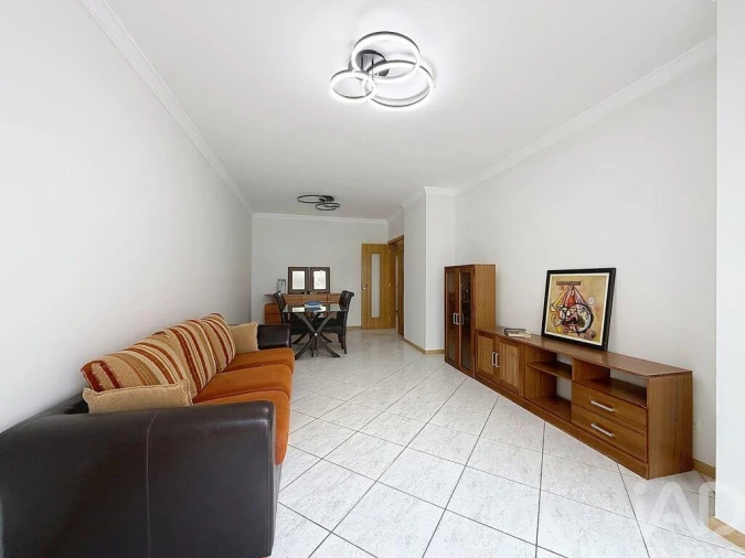Apartamento T2 para Venda em Portimão Foto 14