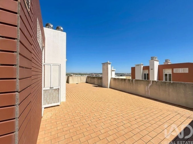 Apartamento T2 para Venda em Portimão Foto 35