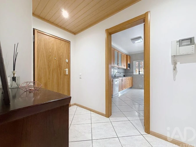Apartamento T2 para Venda em Portimão Foto 18