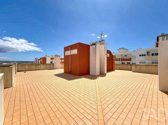Apartamento T2 para Venda em Portimão Foto 33
