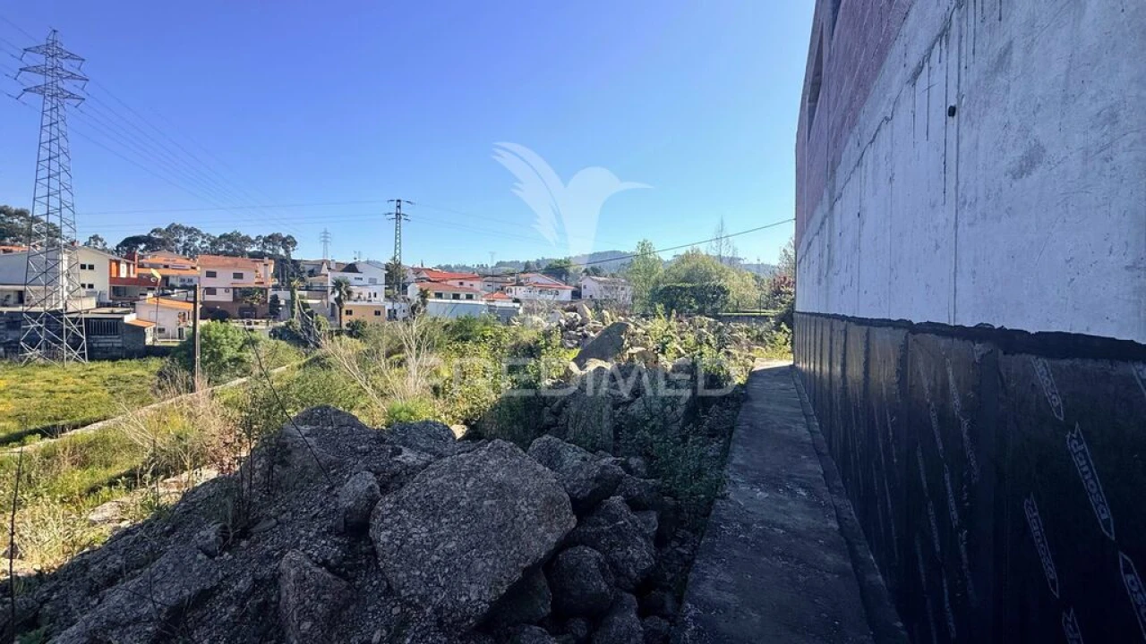 Moradia T3 para Venda em Silvares Foto 15