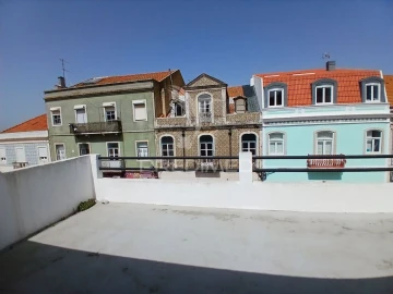 Prédio para Venda em Seixal, Arrentela e Aldeia de Paio Pires