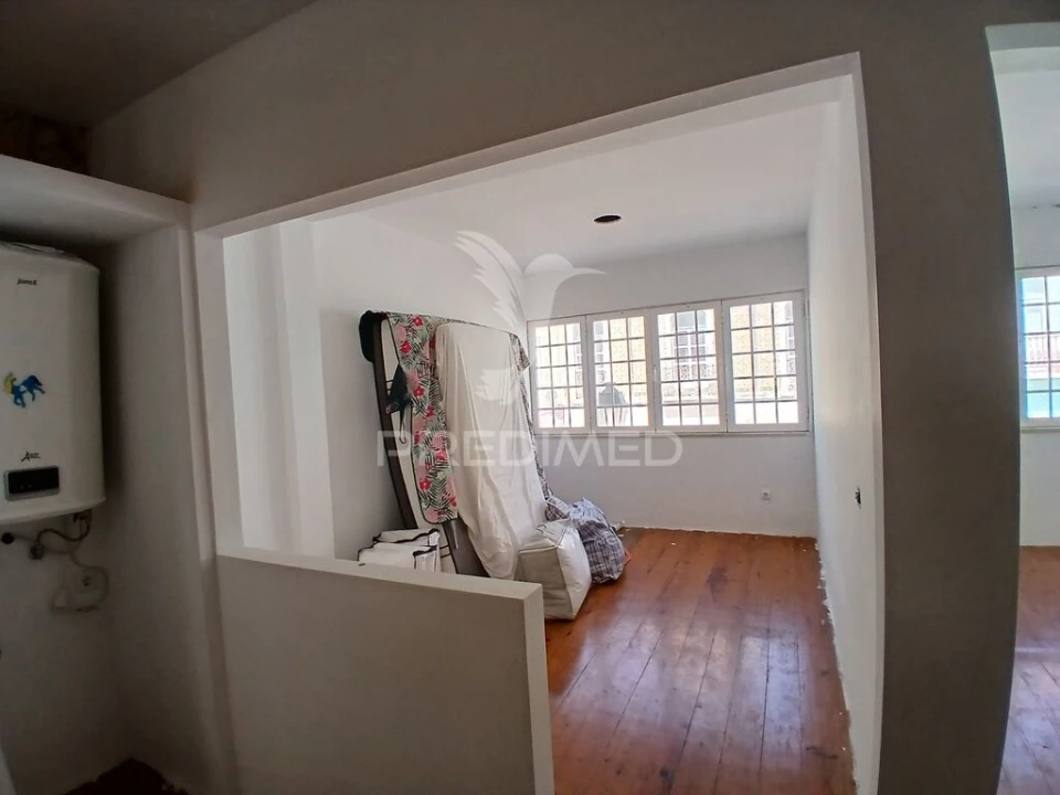 Prédio para Venda em Seixal, Arrentela e Aldeia de Paio Pires Foto 9