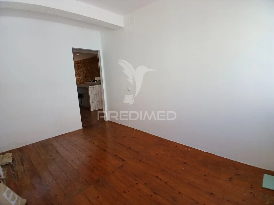 Prédio para Venda em Seixal, Arrentela e Aldeia de Paio Pires Foto 11