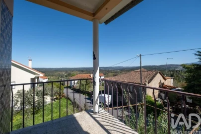 Moradia T4 para Venda em Côja e Barril de Alva