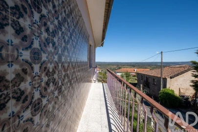 Moradia T4 para Venda em Côja e Barril de Alva