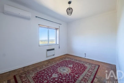 Moradia T4 para Venda em Côja e Barril de Alva