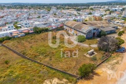Terreno para Venda em Quelfes