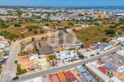 Terreno para Venda em Quelfes