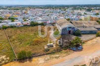 Terreno para Venda em Quelfes