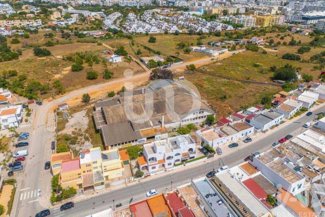 Terreno para Venda em Quelfes Foto 5