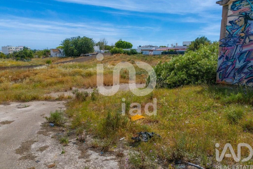 Terreno para Venda em Quelfes Foto 26