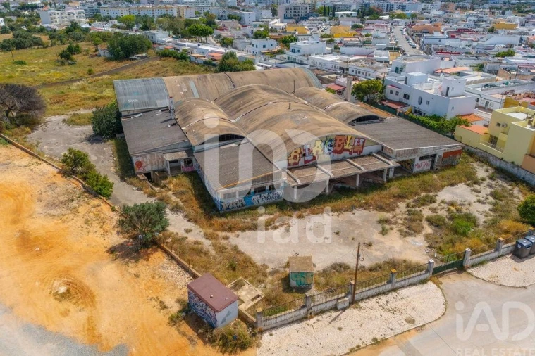 Terreno para Venda em Quelfes Foto 21