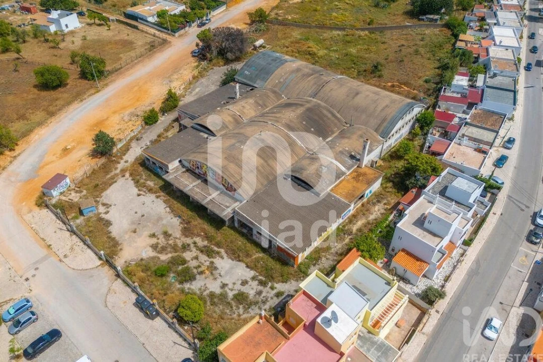 Terreno para Venda em Quelfes Foto 3