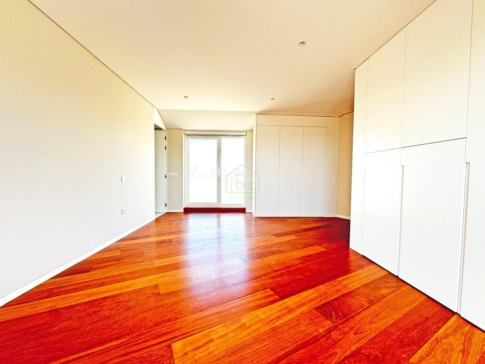 Apartamento T4 para Venda em Póvoa de Varzim, Beiriz e Argivai Foto 2