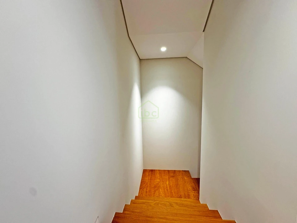 Apartamento T4 para Venda em Póvoa de Varzim, Beiriz e Argivai Foto 14