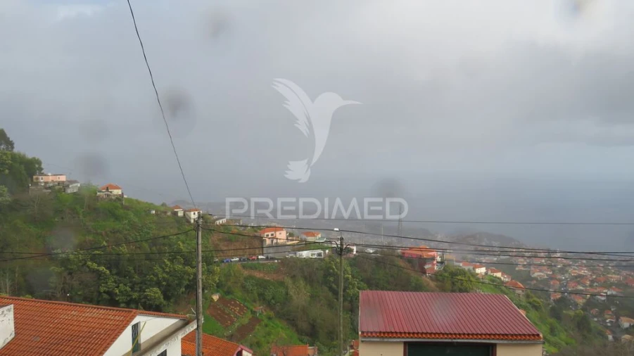 Moradia T3 para Venda em Camara de Lobos Foto 10